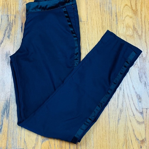 Estée Lauder pants - Picture 2 of 6